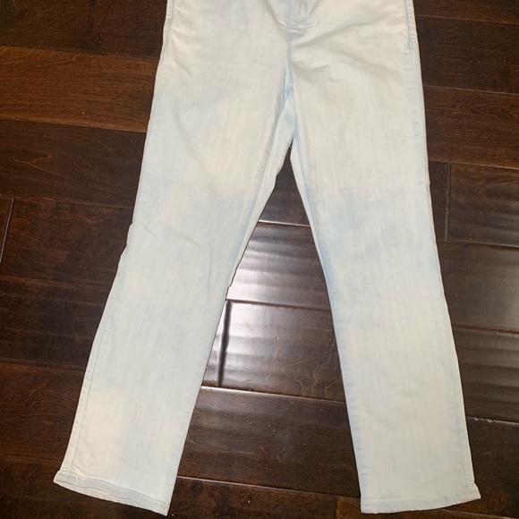 Athleta Jeans Women's Size 10 Light Wash Sculptek Straight Performance stretch - Picture 1 of 11